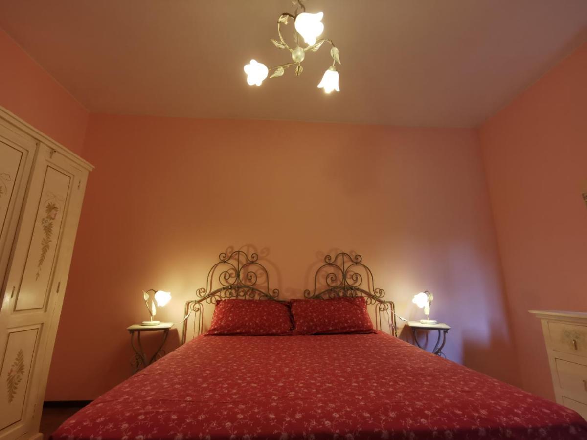 L'Albero Del Cioccolato Bed and Breakfast Pigna Exteriör bild