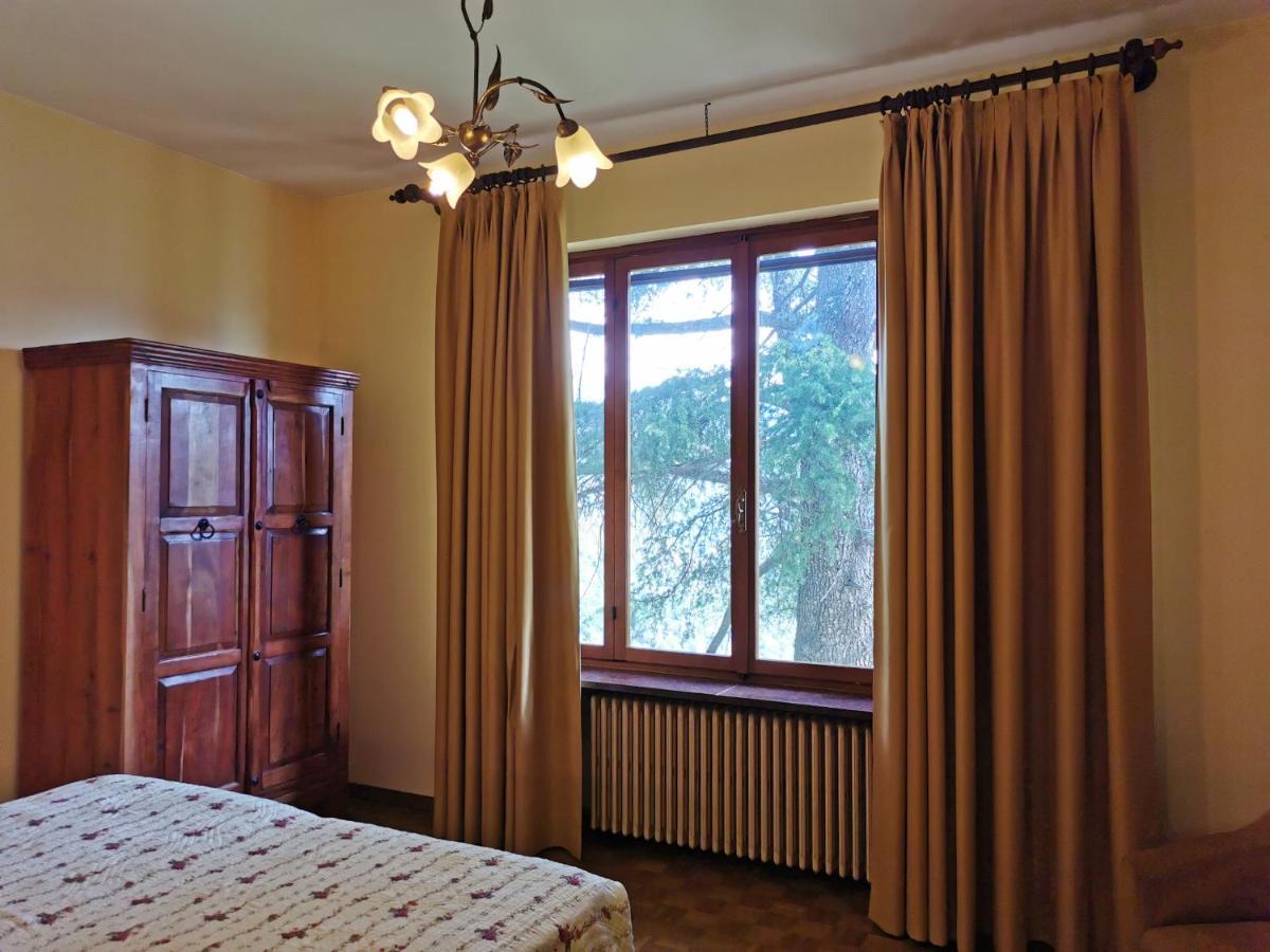 L'Albero Del Cioccolato Bed and Breakfast Pigna Exteriör bild