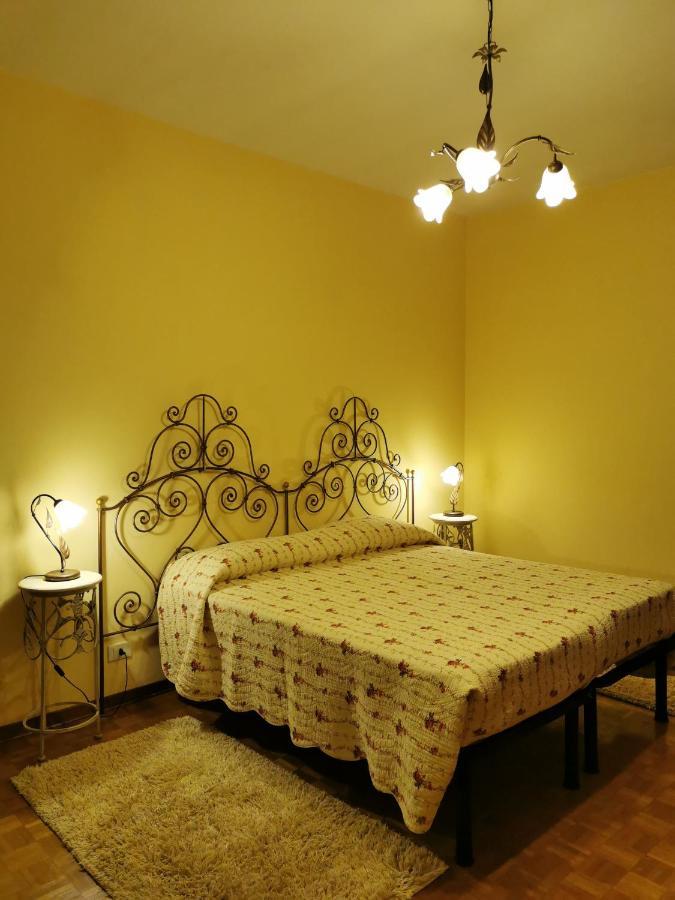 L'Albero Del Cioccolato Bed and Breakfast Pigna Exteriör bild